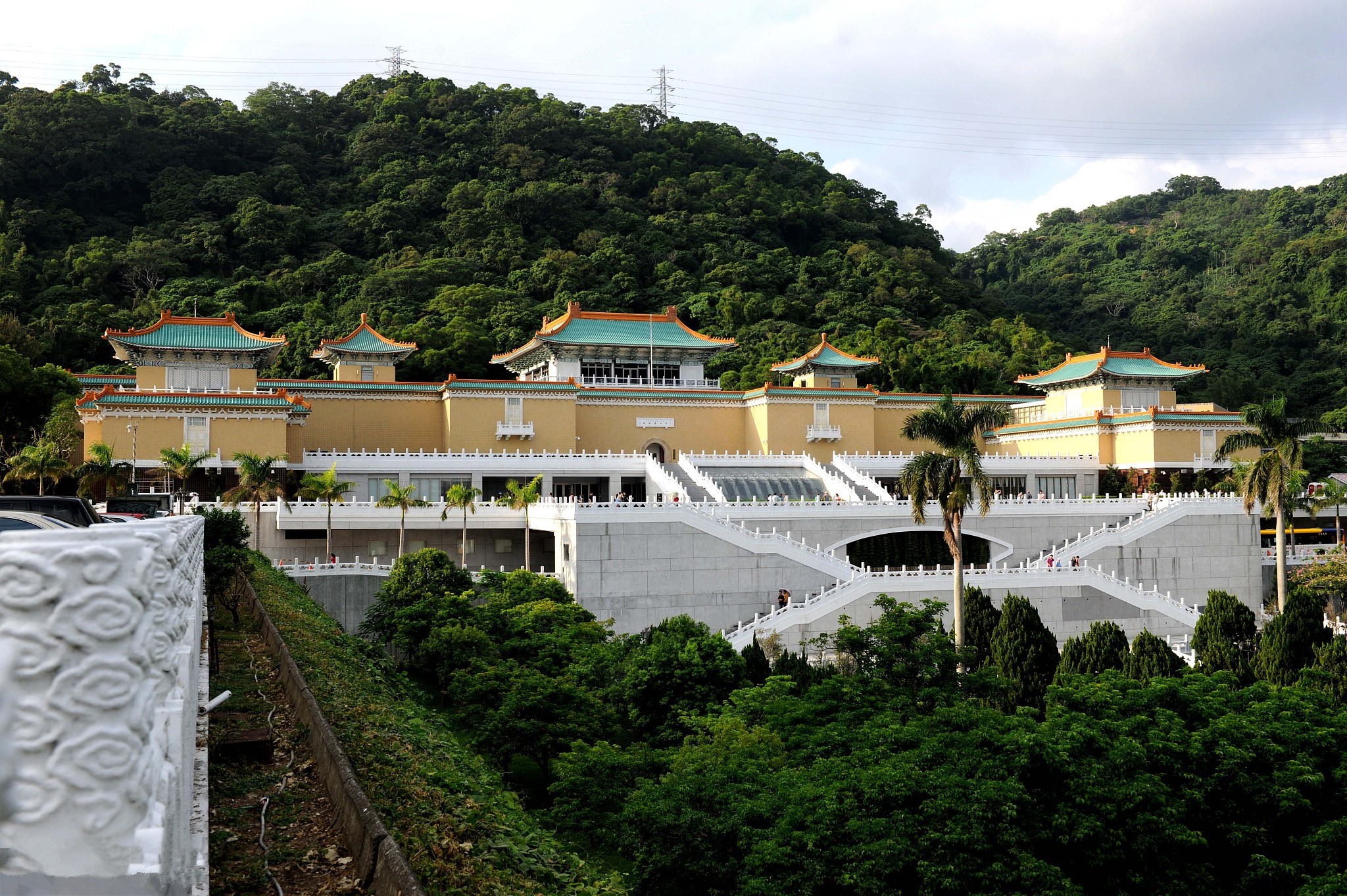 北京故宫的“受宠”与台湾故宫的“冷遇”，蔡英文“去中国化”，为“*独台**”铺路让人心寒！