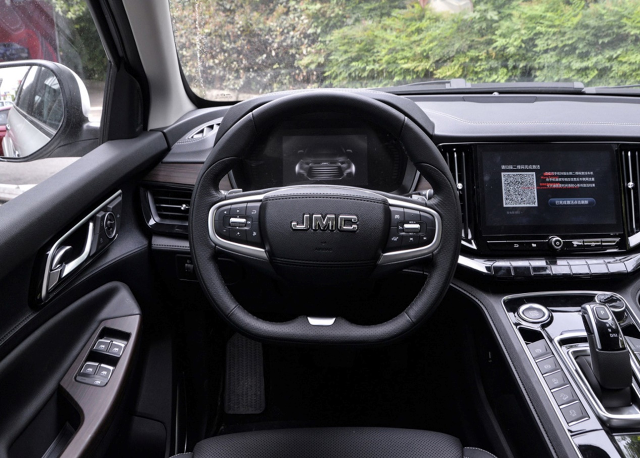 江铃驭胜s350和汉兰达,江铃驭胜s350柴油版左右线条