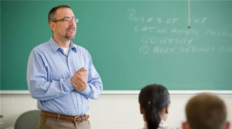 澳洲留学攻略学生英文,去澳大利亚留学需要怎么学英文