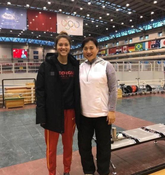 中国首位“归化者”郑妮娜力:传承外婆的梦想,为国争夺田径之王