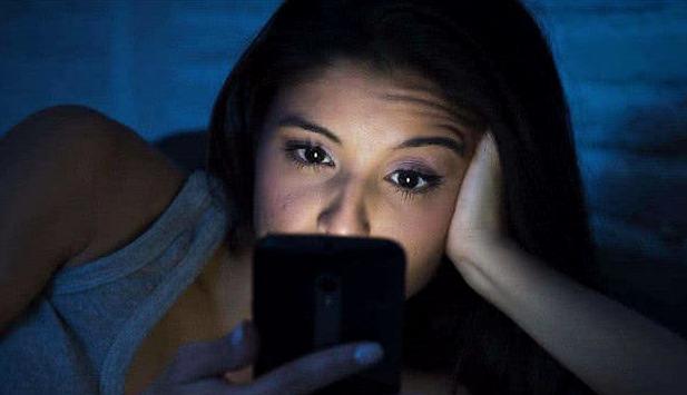 过了25岁脸上总是长痤疮,过了25岁脸上还是长痘