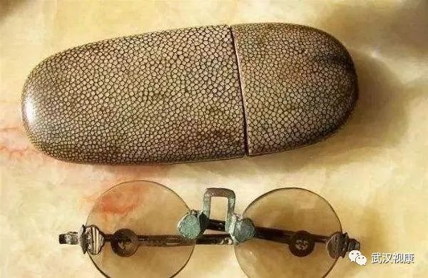 近视眼手术的发展史动画,近视眼手术发展史图片