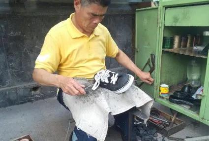 滑板补鞋必备,滑板简单的小招式