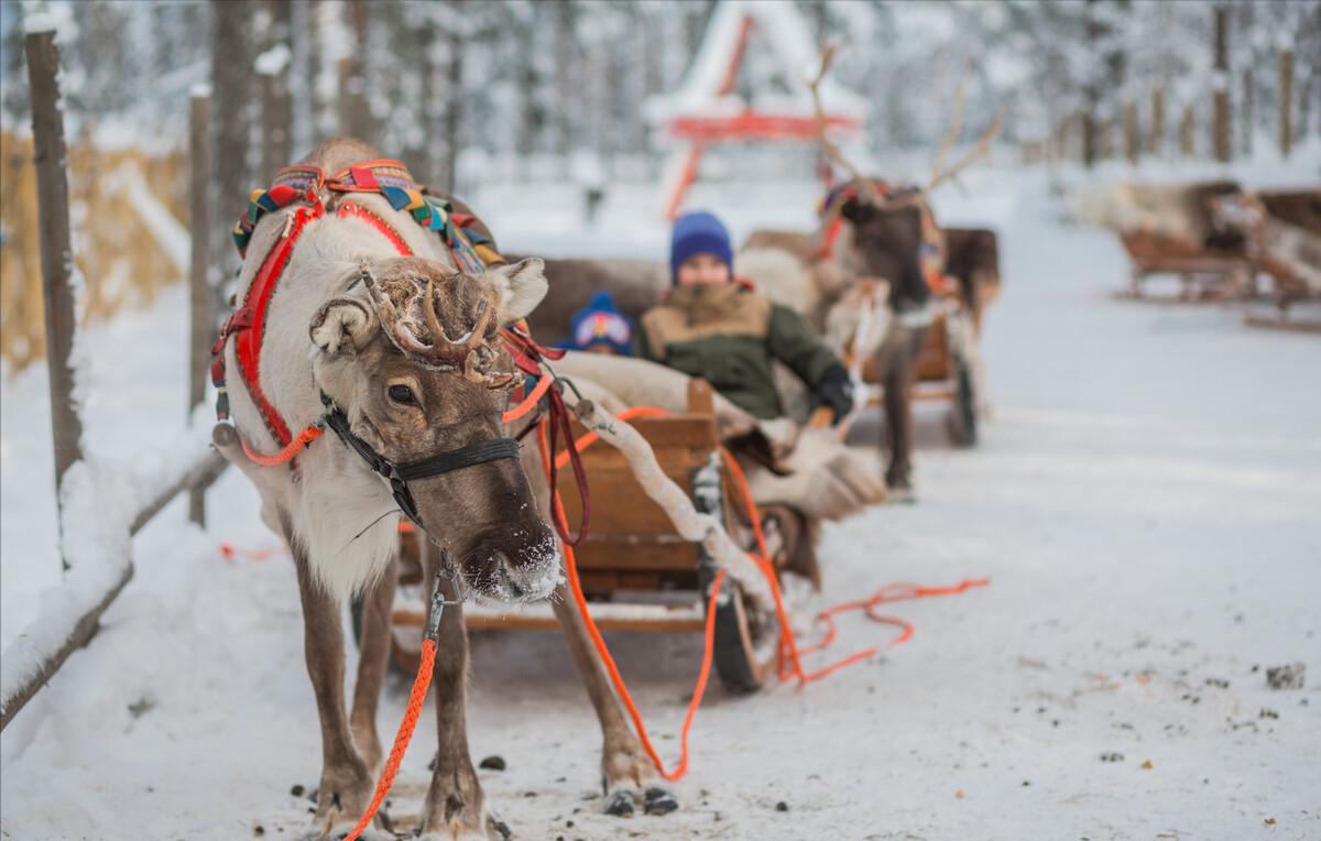 圣诞老人的故乡，芬兰500马克钞票上面缔造北欧民族史诗的大咖