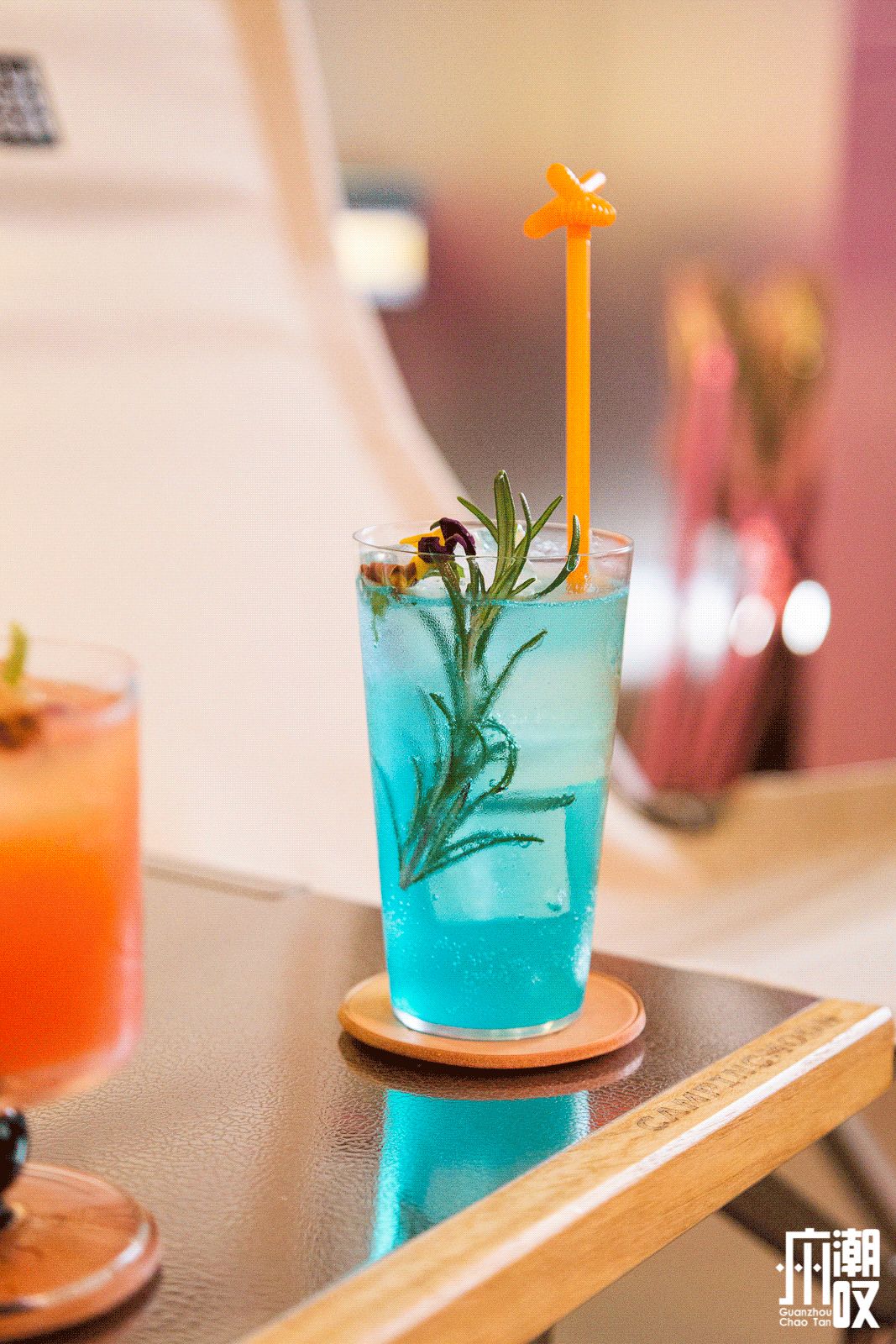 天河“精神避难所”，卖黑胶味的咖啡特调