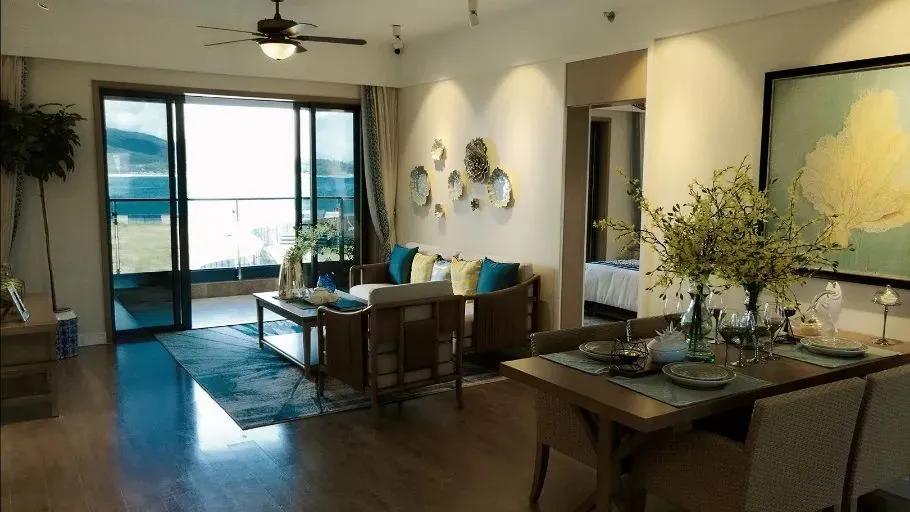 海南融创日月湾多少钱一平,融创日月湾星辰冲浪海景公寓