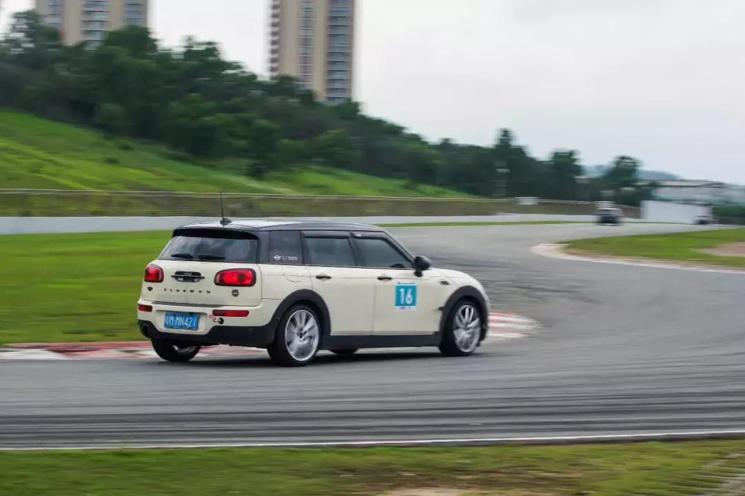 为了这场比赛，我买了一台MINI！