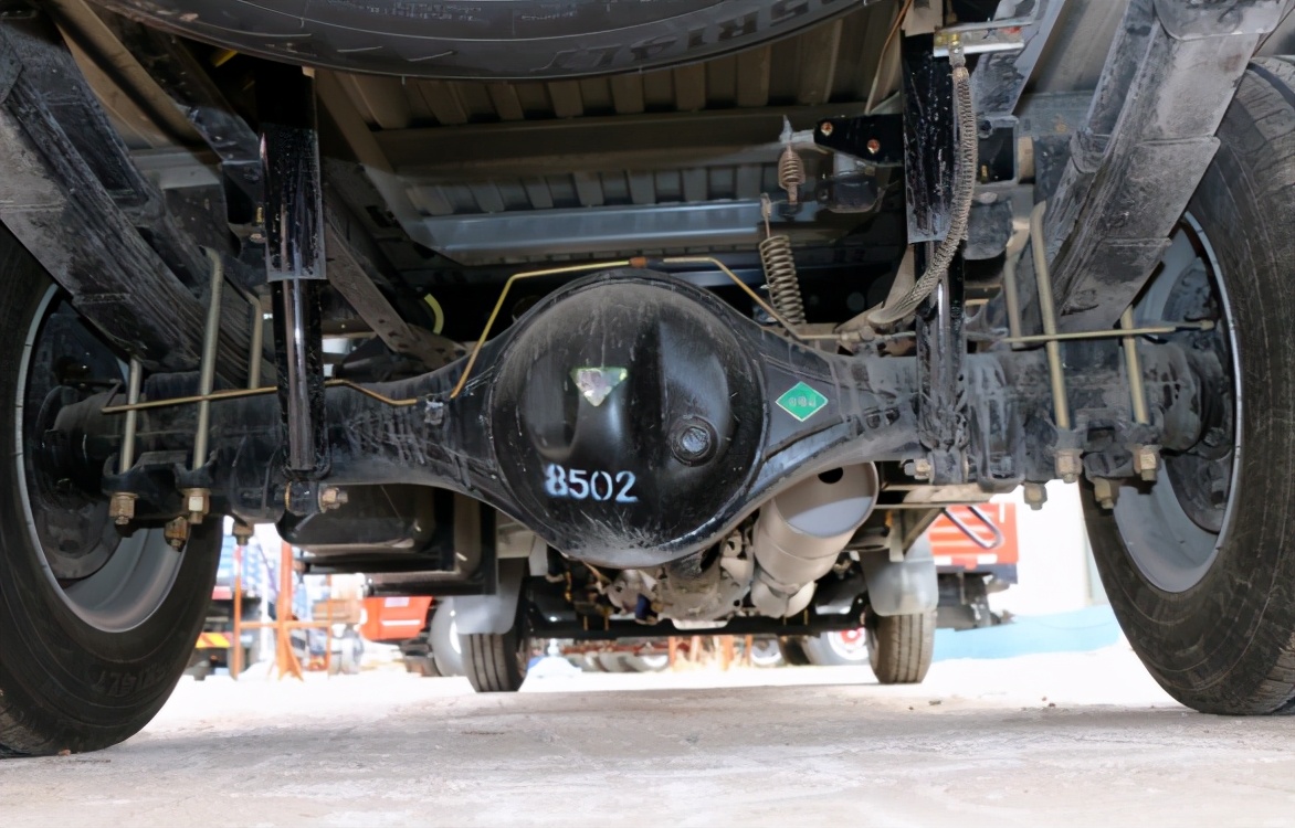 开货拉拉用哪种小皮卡好,既能拉货又能载人的皮卡推荐