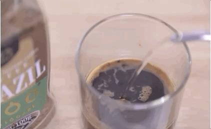 星巴克瑞幸速溶咖啡,日本星巴克热抹茶拿铁