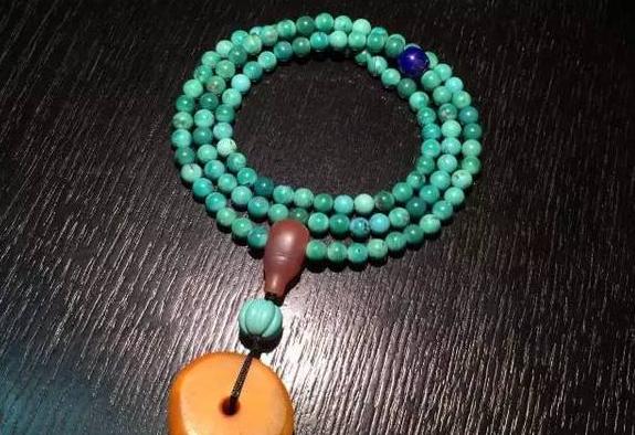 藏玉有真情,岫岩老玉是和田玉的一种吗