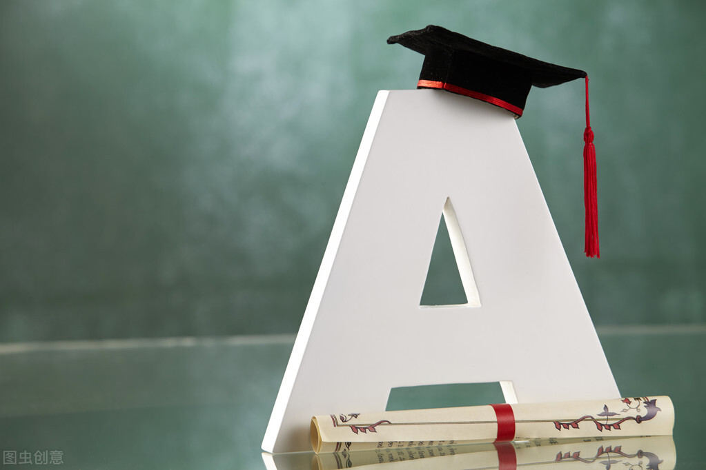 出国打工做服务员经历,去上海当服务员一年可以挣多少