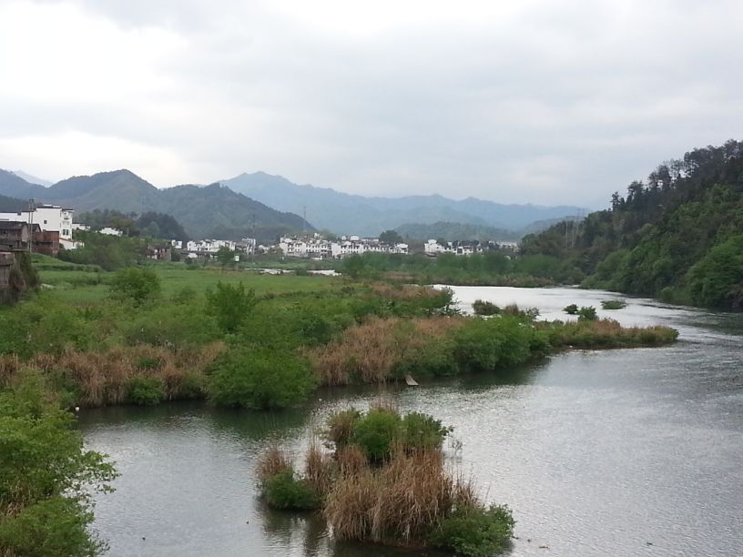 被誉为中国最美的古村落,徽州婺源风光