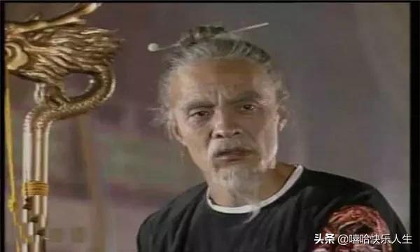 唐玄宗亲自为儿子穿黄袍加尊号，为何还被赶入太极宫孤独愤恨辞世