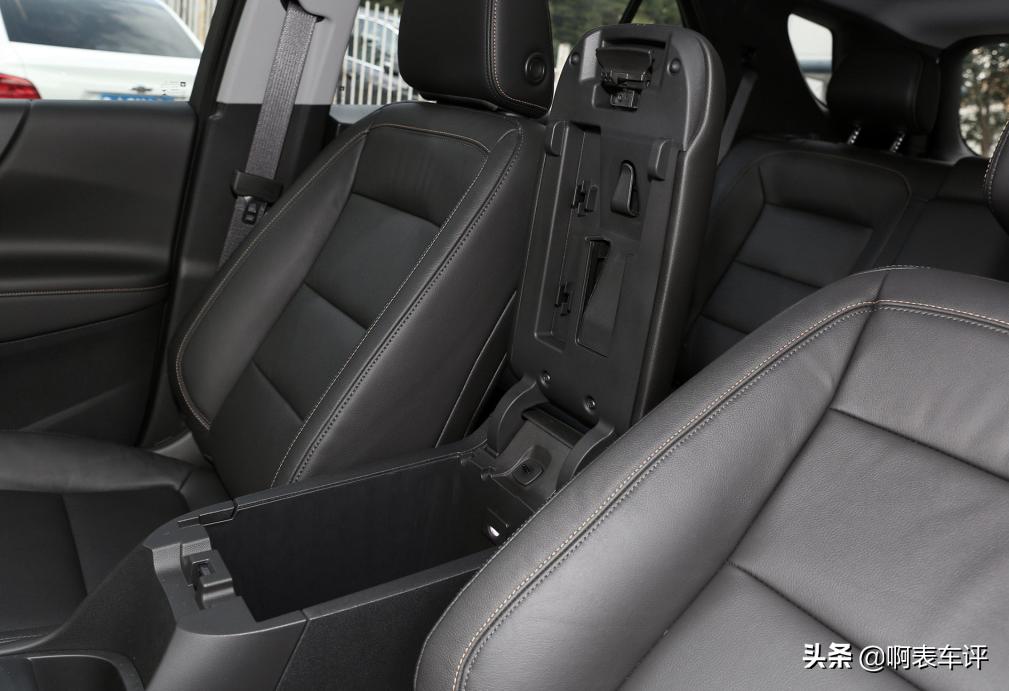 沉浸式体验2023款雪佛兰探界者,19款探界者2.0t拓界版是bose音响吗