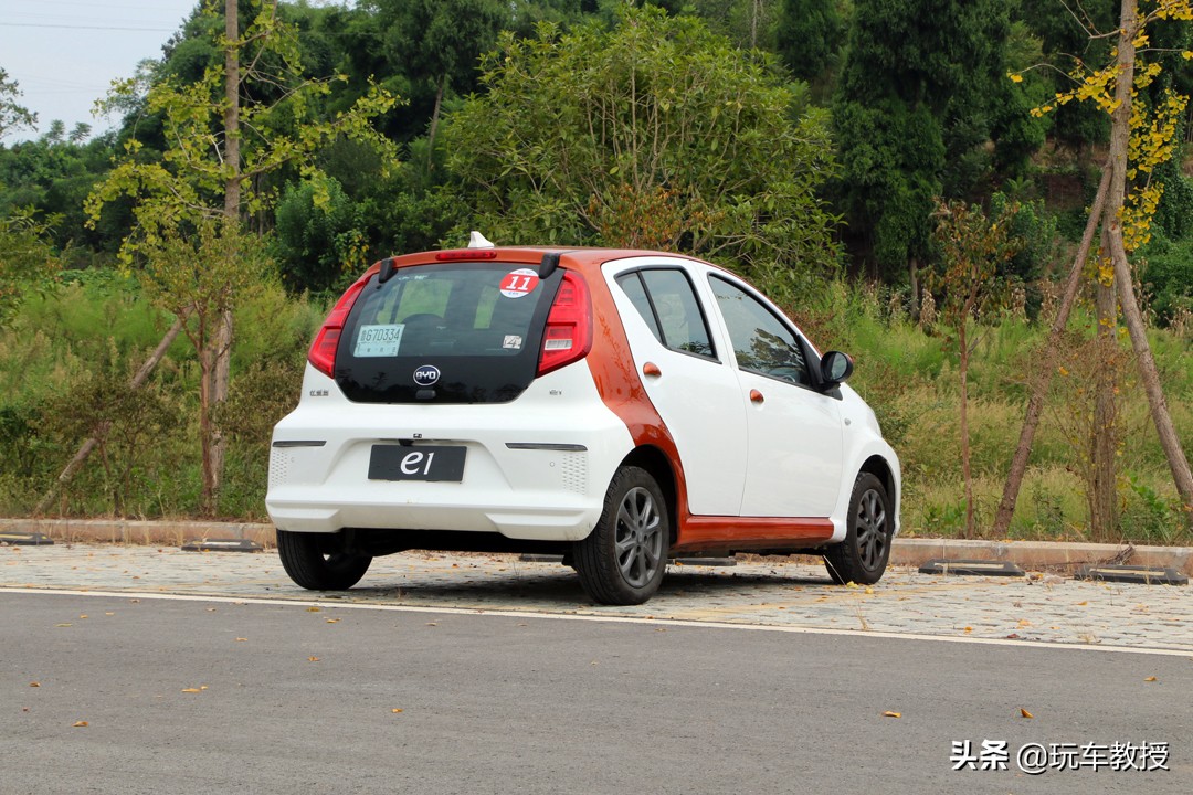 比亚迪f0自动挡新车落地价,5万左右的新车比亚迪f0