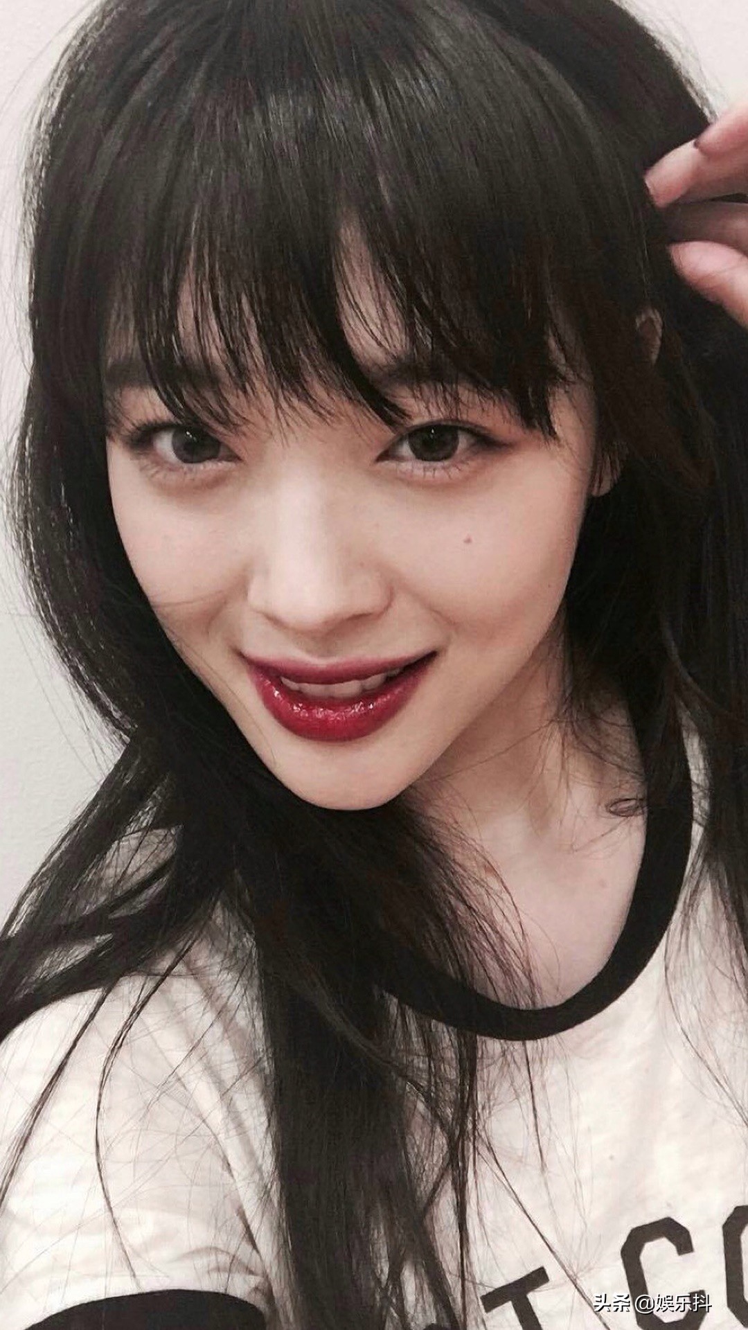 林允儿和李智恩谁出道早,金智妮权志龙李知恩