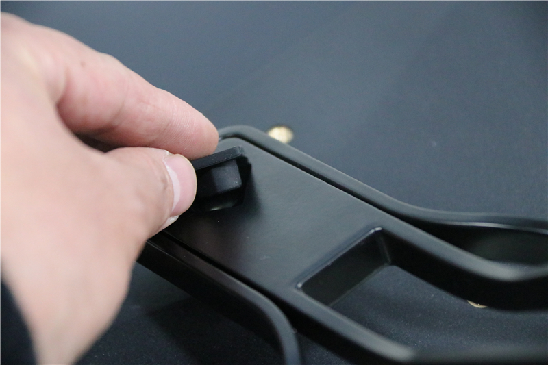 泰坦g22a显示器,泰坦军团g22a显示器怎么调