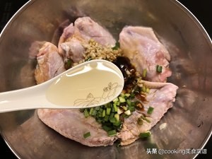 家常鸡翅菜谱炸鸡翅简单美味,鸡翅的八种做法炸鸡翅
