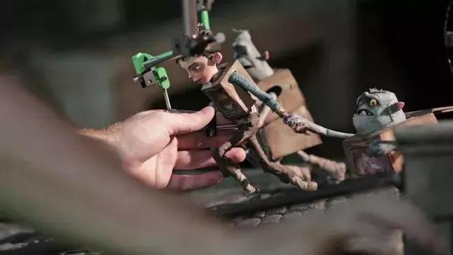 拍不好电影就要回去继承百亿家产,大黄蜂王思聪