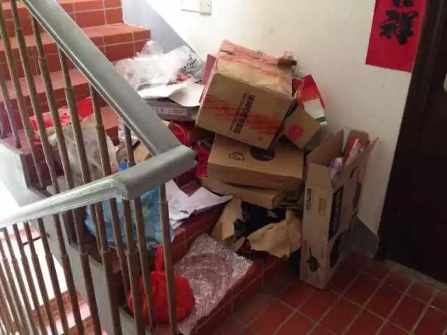 搬家攻略汇总怎样搬家比较高效,一个人搬家累的心情