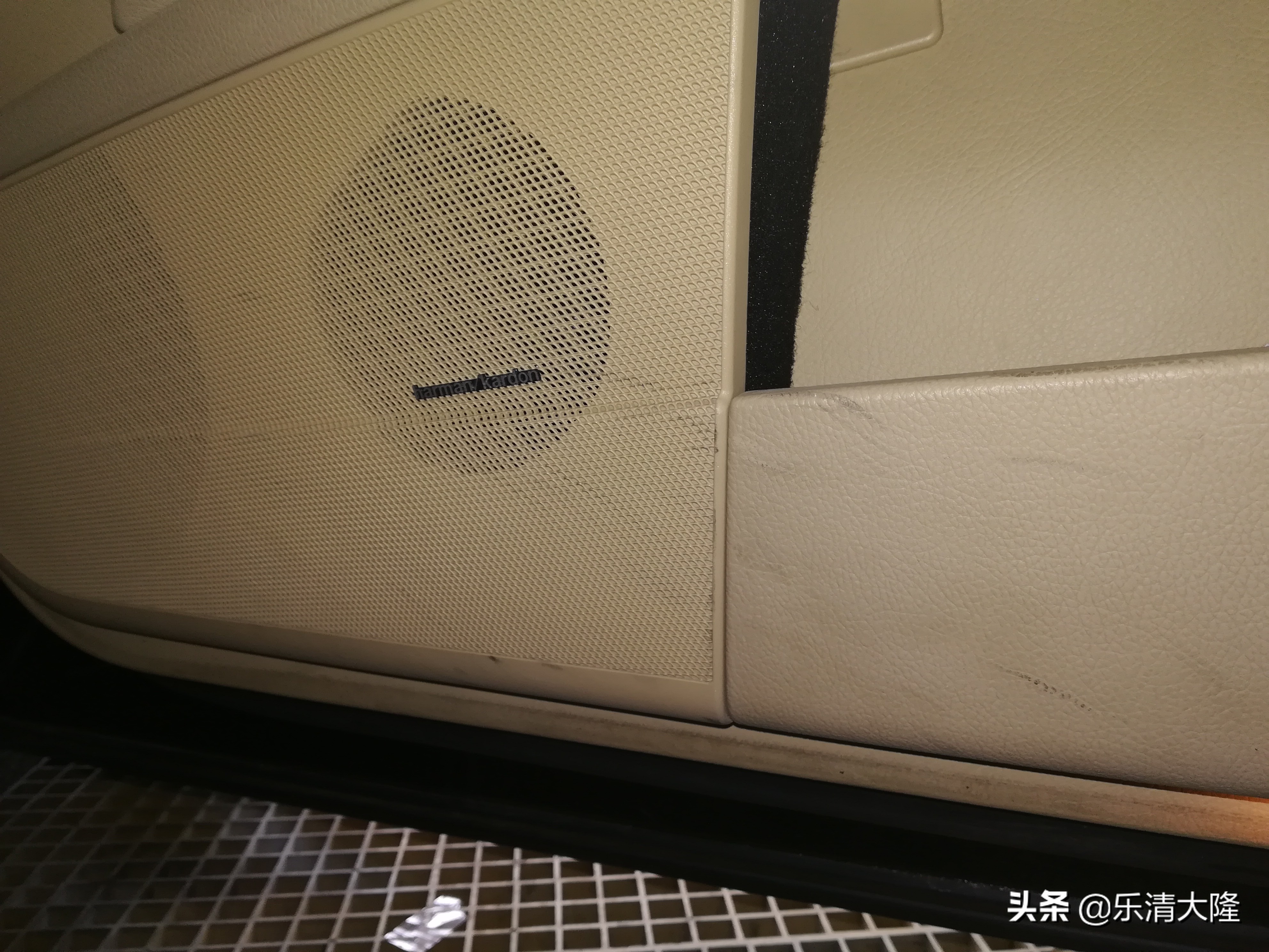 奔驰s350门边镀铬条,奔驰s350座椅清洗翻新