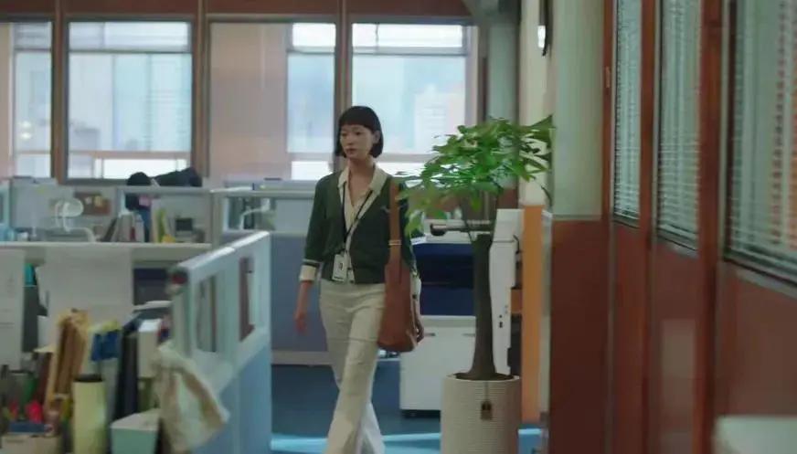 柔美的细胞们金高银穿搭,金高银柔美的细胞君穿搭