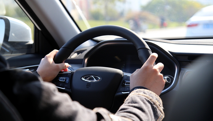 瑞虎5x1.5t测评,测评瑞虎5x20191.5t高能版