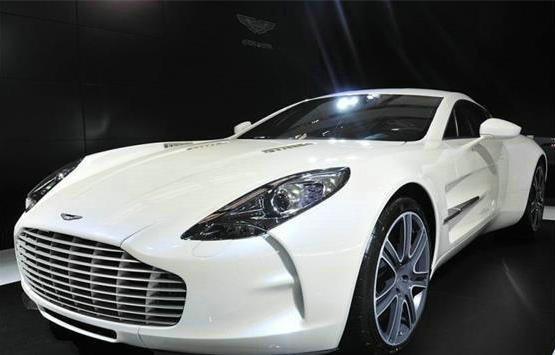 pdd和笑笑解说ig,ig夺冠庆功宴王思聪