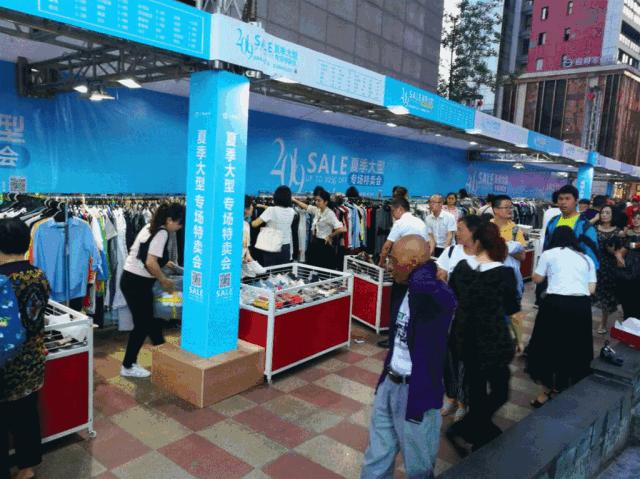 鑺辫嫢浜戦湠婕繃鍒濆鍏嶈垂闃呰,鑺辫嫢浜戦湠姝屾洸澶у叏