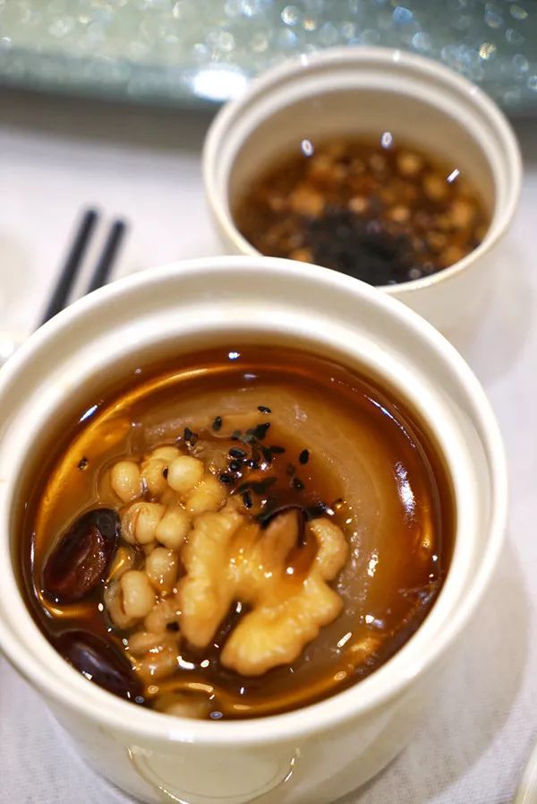 回忆杀！那些年吃过的甜食和百年老店你还记得吗？全吃过算你赢！