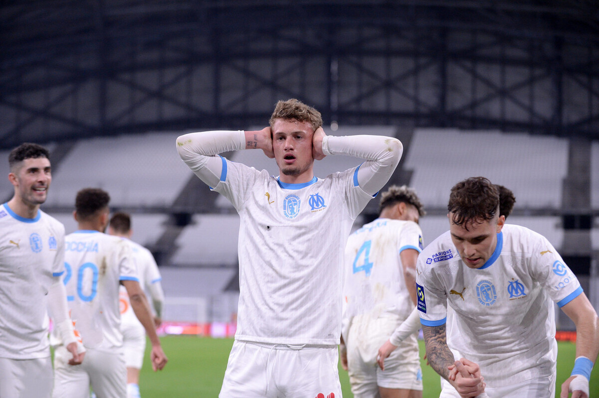 欧联杯：拉齐奥VS马赛，蓝鹰主场优势明显，马赛或取3轮不胜