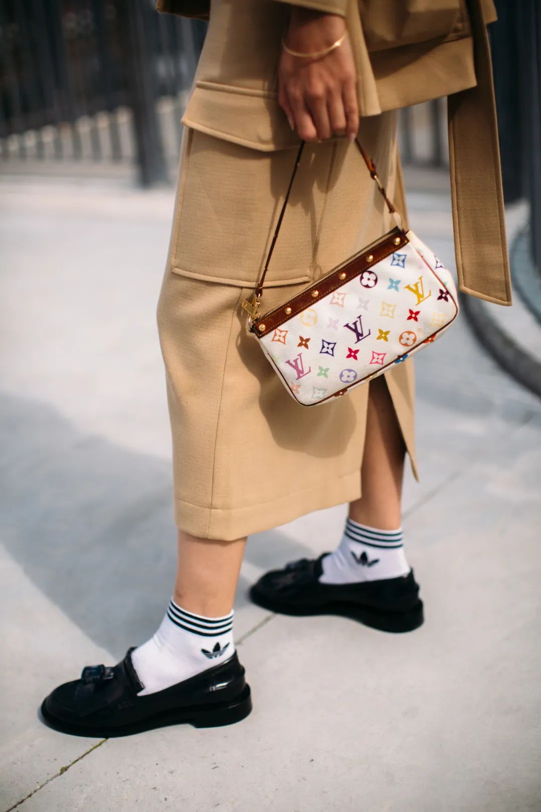 今年流行的露脚袜,是不是现在都流行穿长袜不露脚踝