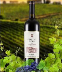 新疆比较有名的葡萄酒,新疆最好的葡萄酒是什么颜色的