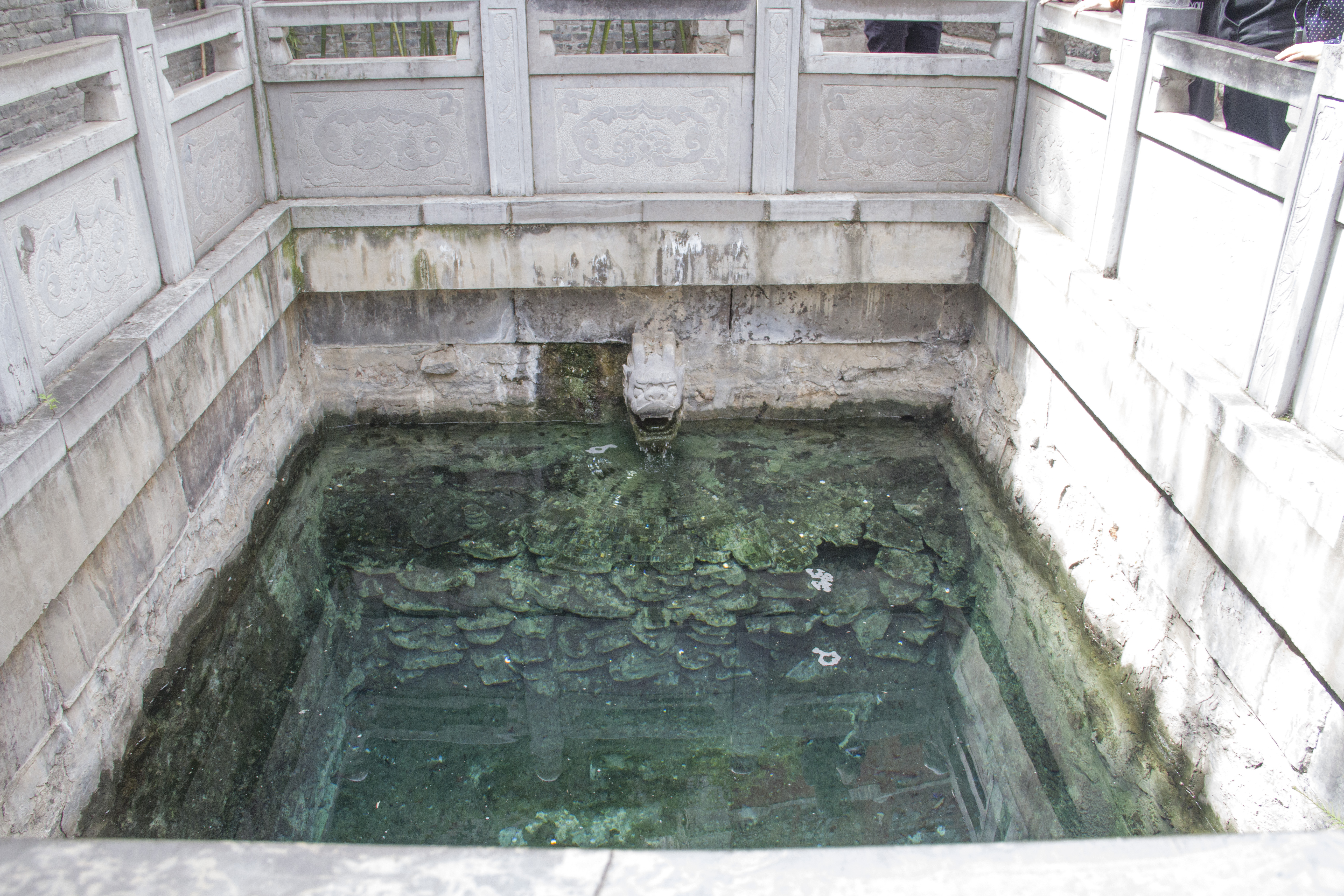 写杨贵妃华清池的诗,华清池赞美杨贵妃的诗