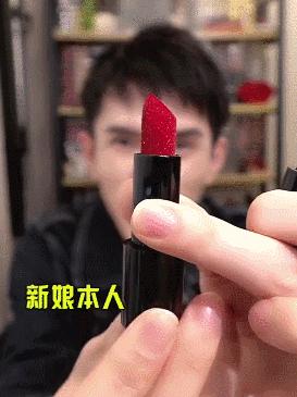 飞镖“镖”华为，口红饮水机电影票疯狂送！旺角简直魔幻了！