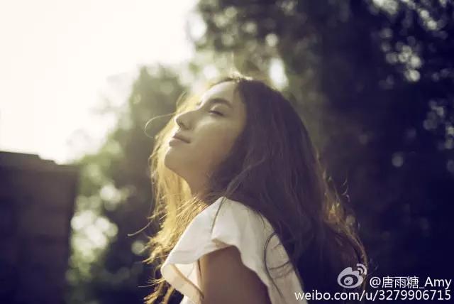 面部拍照僵硬如何拍照自然,拍照僵硬的女生怎么办