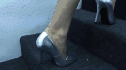 当代女性“酷刑”之首，终于要消失了？