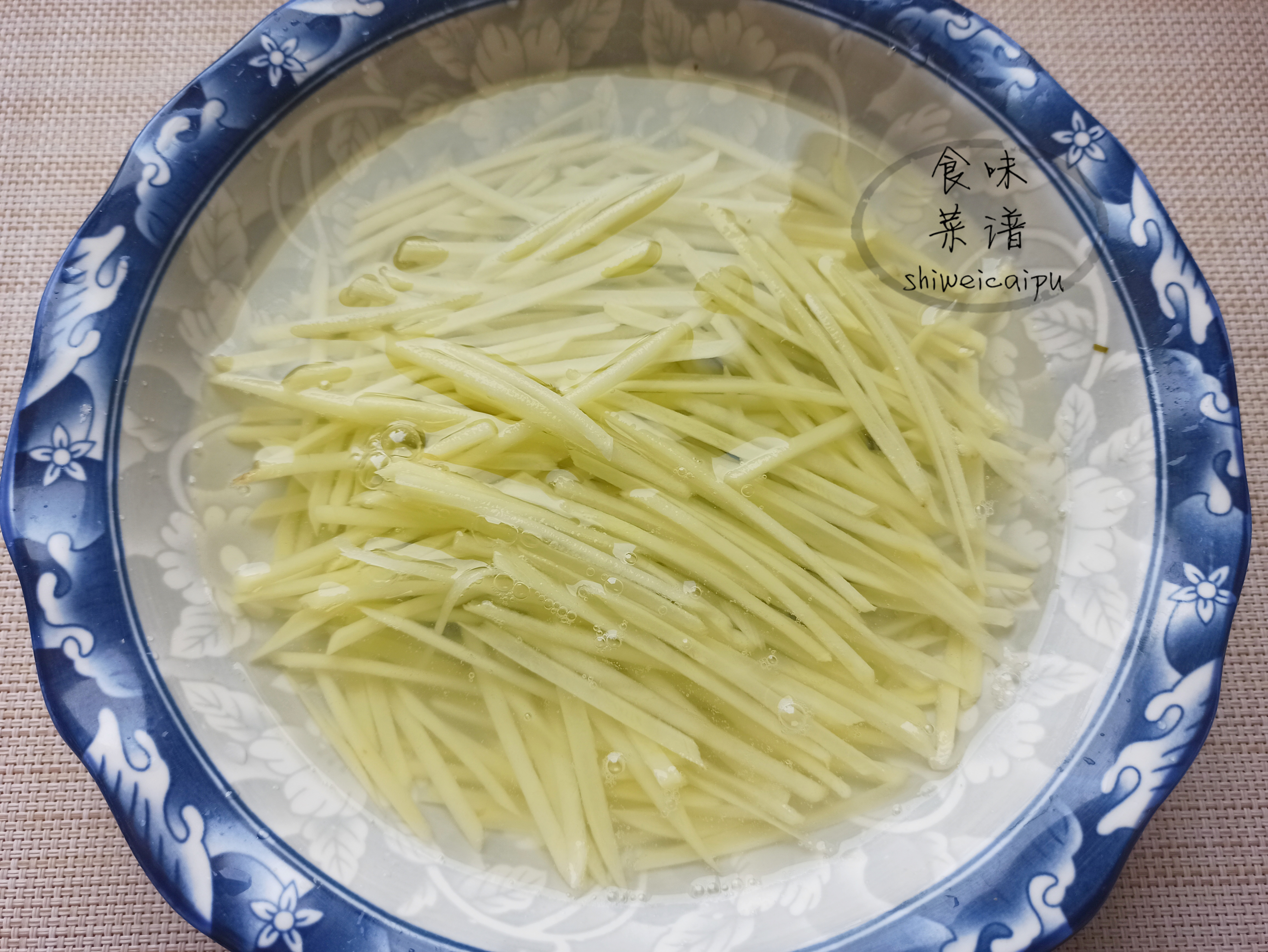 过年年夜饭最好的凉拌菜,年夜饭必备的家常菜10道凉拌菜