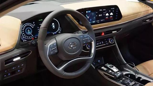 现代索纳塔新款上市发布会,现代索纳塔外观越来越丑咋回事