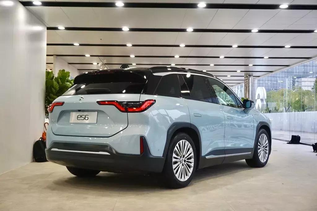 续航里程超过2000公里的燃油suv,12万元混合动力续航600kmsuv