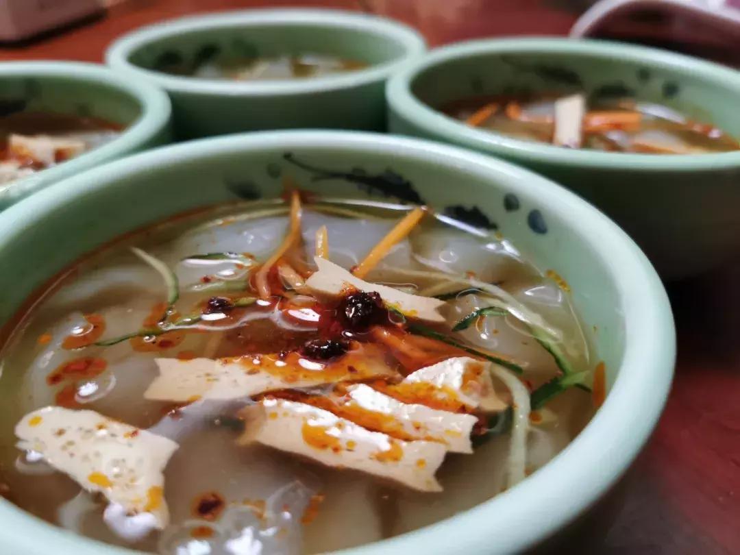 太原有名外地人来太原吃的饭店,山西太原必吃榜第一名特色美食