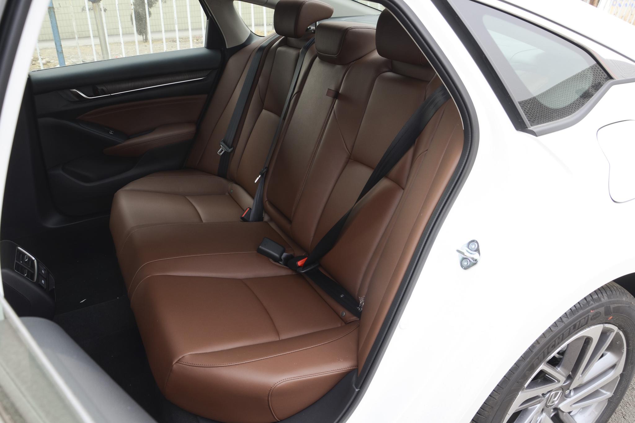 2022款inspire本田1.5t精致版落地,本田inspire1.5t测评