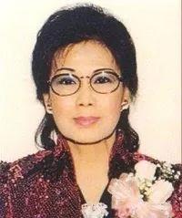 三房太太,13名子女,争夺几百亿家产,霍家宫斗比港剧精彩多了