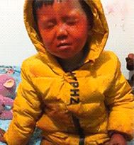 亲爹亲妈们分享自家熊孩子的沙雕现场