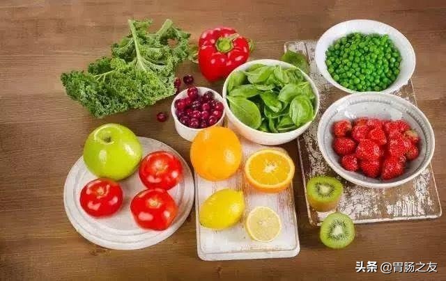 40岁后肠胃镜多久做一次,40岁了有必要做肠胃镜吗