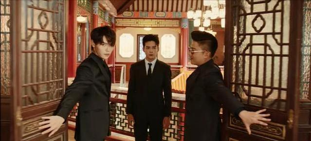 终极笔记张起灵不舒服,终极笔记吴邪躺在张起灵怀里