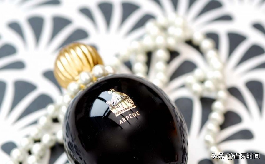 香水中哪些成分有毒,香水里的甲醛是真的吗