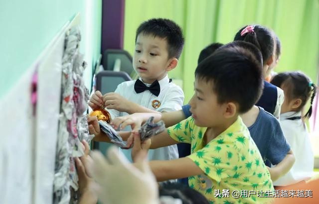 幼儿园老师说小孩有性格,幼儿园老师讲学生表现