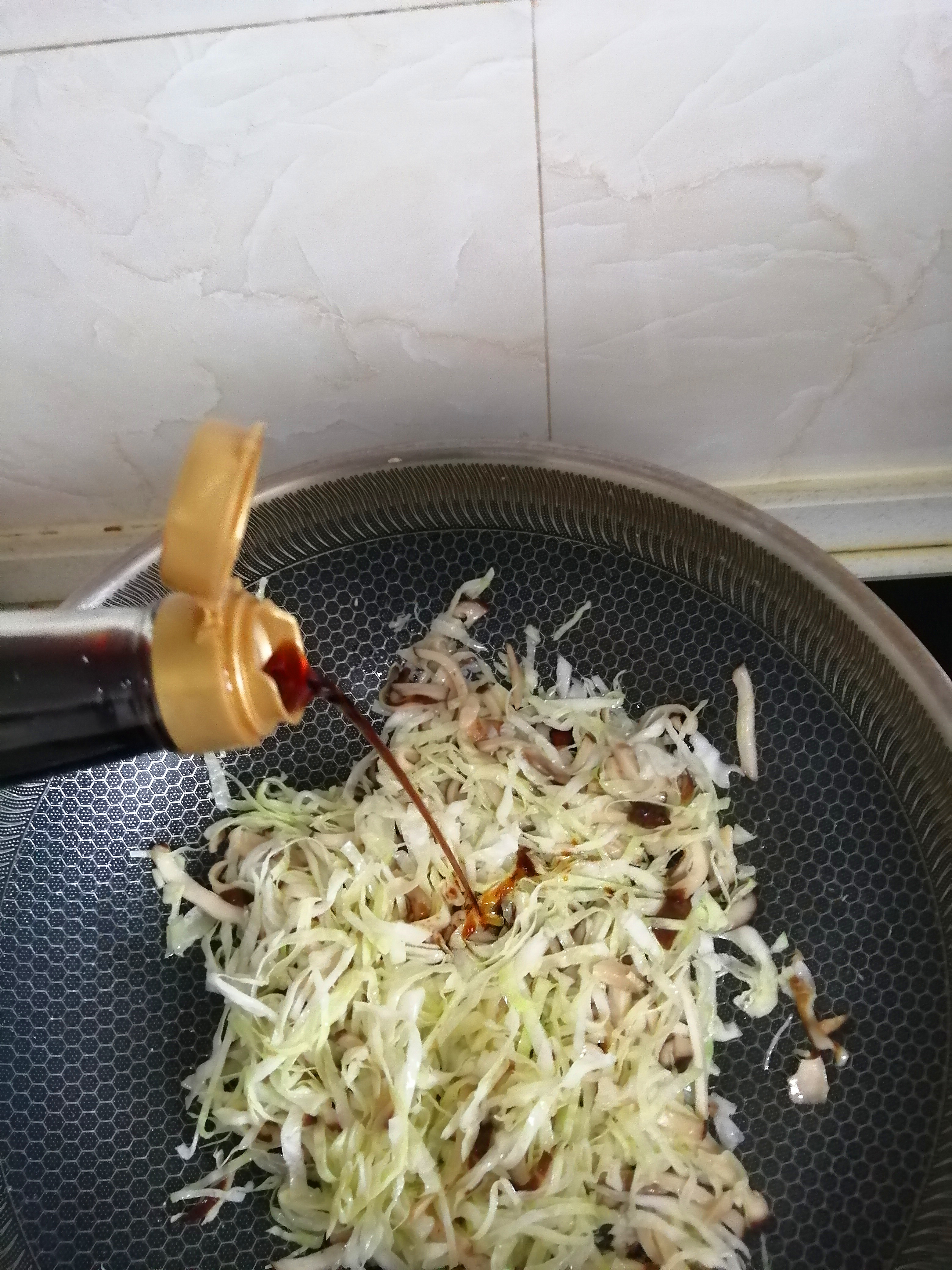 炒饼不粘锅的技巧,炒饼糊锅是什么原因