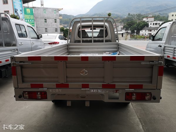 长安新豹t3微卡好还是五菱微卡好,长安新豹t3微卡是什么品牌发动机